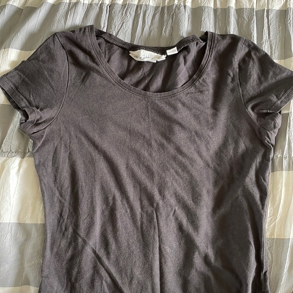 Casual Black V-neck Tee